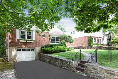 4 Oak Lane E, Scarsdale, NY 10583 - Photo 1