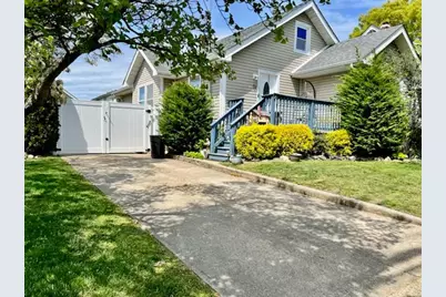 36 Harrington Avenue, Lindenhurst, NY 11757 - Photo 1