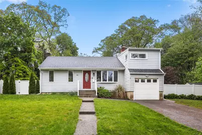 40 Quebec Drive, Huntington Station, NY 11746 - Photo 1