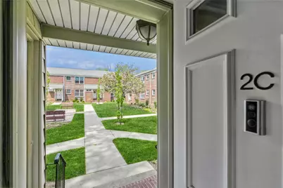 47 Edwards Street #2C, Roslyn Heights, NY 11577 - Photo 1