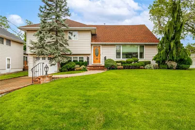 168 W Henrietta Avenue, Oceanside, NY 11572 - Photo 1