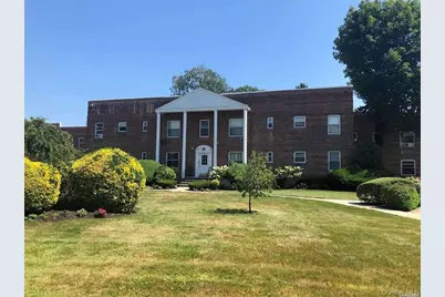 285 Central Avenue #B4, Lawrence, NY 11559 - Photo 1