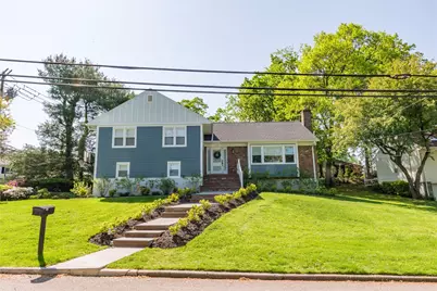 171 Van Etten Boulevard, New Rochelle, NY 10804 - Photo 1