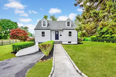 250 Bainbridge Avenue, Thornwood, NY 10594 - Photo 1