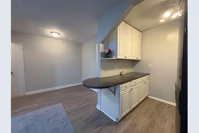 2107 Wallace Avenue #6E, Bronx, NY 10462 - Photo 1