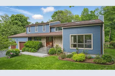 5 Fairgreen Court, Cortlandt Manor, NY 10567 - Photo 1