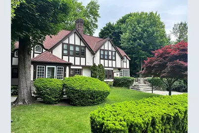 9 Vine Street, Bronxville, NY 10708 - Photo 1