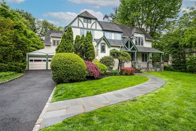 36 Richards Road, Port Washington, NY 11050 - Photo 1