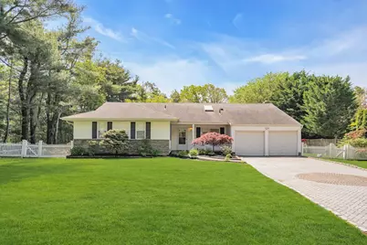 25 Gleason Drive, Dix Hills, NY 11746 - Photo 1