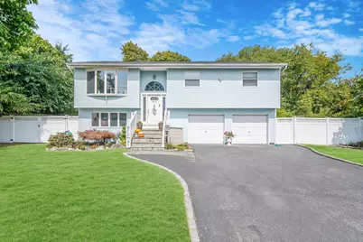 845 Peconic Avenue, West Babylon, NY 11704 - Photo 1