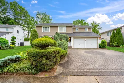 26 Brookfield Road, Manhasset Hills, NY 11040 - Photo 1