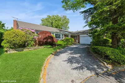 7 Ivy Lane, Lawrence, NY 11559 - Photo 1