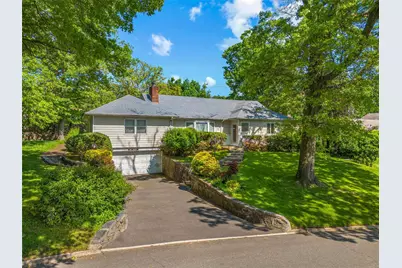 1 Talbot Drive, Great Neck, NY 11020 - Photo 1
