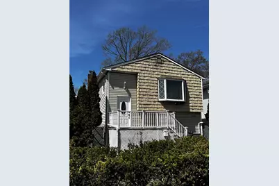275 Beachview Street, Copiague, NY 11726 - Photo 1