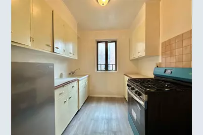 1522 Unionport Road #6C, Bronx, NY 10462 - Photo 1