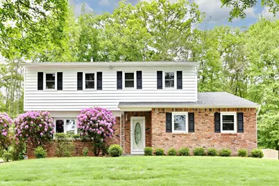 19 Verona Court, New City, NY 10956 - Photo 1