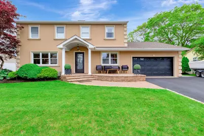 274 Perimeter St, Holbrook, NY 11741 - Photo 1