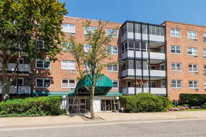100 Lincoln Avenue #4B, Mineola, NY 11501 - Photo 1