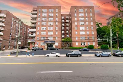 365 Bronx River Road #2M, Yonkers, NY 10704 - Photo 1
