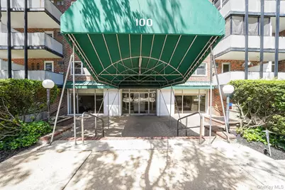 100 Lincoln Avenue #28C, Mineola, NY 11501 - Photo 1