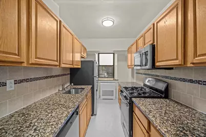 20 William Street #B, Mount Vernon, NY 10552 - Photo 1