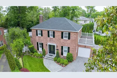 30 Johnstone, Great Neck, NY 11021 - Photo 1