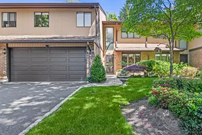 35 Wimbledon Drive, Roslyn, NY 11576 - Photo 1