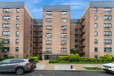 31-90 140 Street #3K, Flushing, NY 11354 - Photo 1