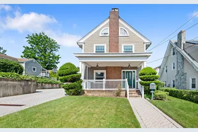 707 N Broadway, Yonkers, NY 10701 - Photo 1