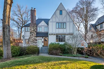 11 Knollwood Drive, Larchmont, NY 10538 - Photo 1