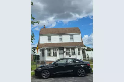 133-15 220 St, Springfield Gardens, NY 11413 - Photo 1