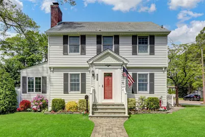 170 Little East Neck Road S, Babylon, NY 11702 - Photo 1