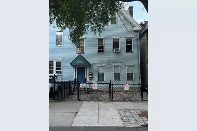 289 E 201st Street, Bronx, NY 10458 - Photo 1