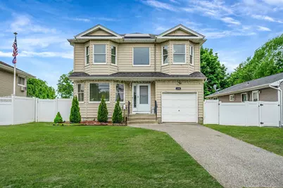 130 W 7th Street, Deer Park, NY 11729 - Photo 1