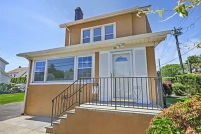 88 Stephenson Boulevard, New Rochelle, NY 10801 - Photo 1