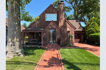 185 Wicks Lane, Malverne, NY 11565 - Photo 1