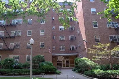 44-59 Kissena Boulevard #6N, Flushing, NY 11355 - Photo 1