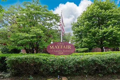 200 N Village Avenue #D5, Rockville Centre, NY 11570 - Photo 1