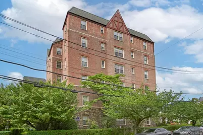 151 Centre Avenue #5D, New Rochelle, NY 10805 - Photo 1