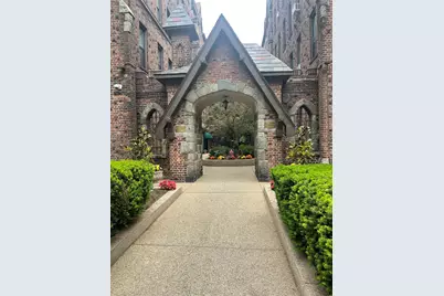 83-19 116th Street #2E, Kew Gardens, NY 11415 - Photo 1