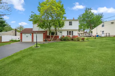 37 Quebec Drive, Huntington Station, NY 11746 - Photo 1