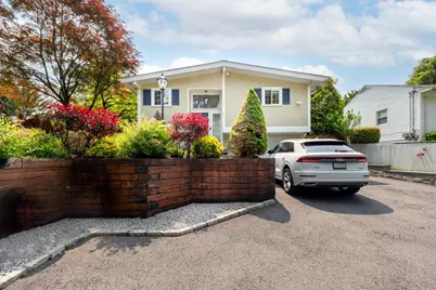 38 Bedford Road, Pleasantville, NY 10570 - Photo 1