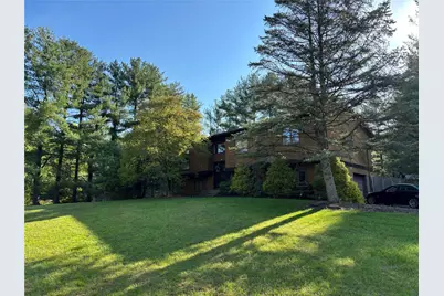 110 Robin Hood Lane, West Nyack, NY 10994 - Photo 1