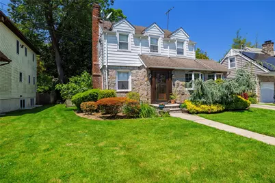 17 Adair Court, Malverne, NY 11565 - Photo 1