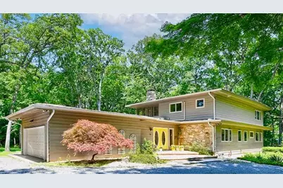 2 Wooded Court, Lloyd Harbor, NY 11743 - Photo 1