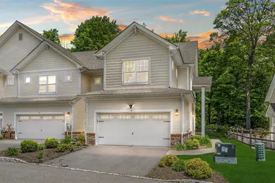 19 Woodrose Court, Middletown, NY 10940 - Photo 1