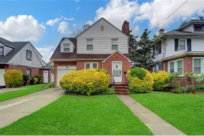 62 Herman Boulevard, Franklin Square, NY 11010 - Photo 1
