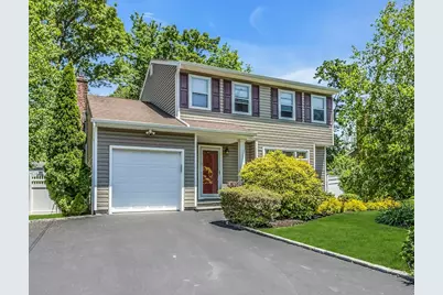 14 Troy Court, Northport, NY 11768 - Photo 1