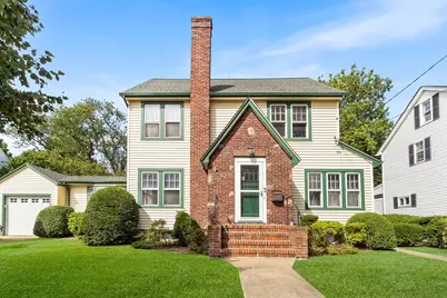 21 Columbia Place, Merrick, NY 11566 - Photo 1