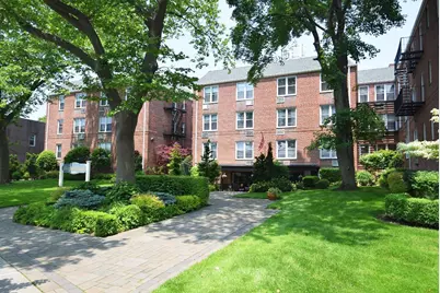 16 Main Street #3K, East Rockaway, NY 11518 - Photo 1